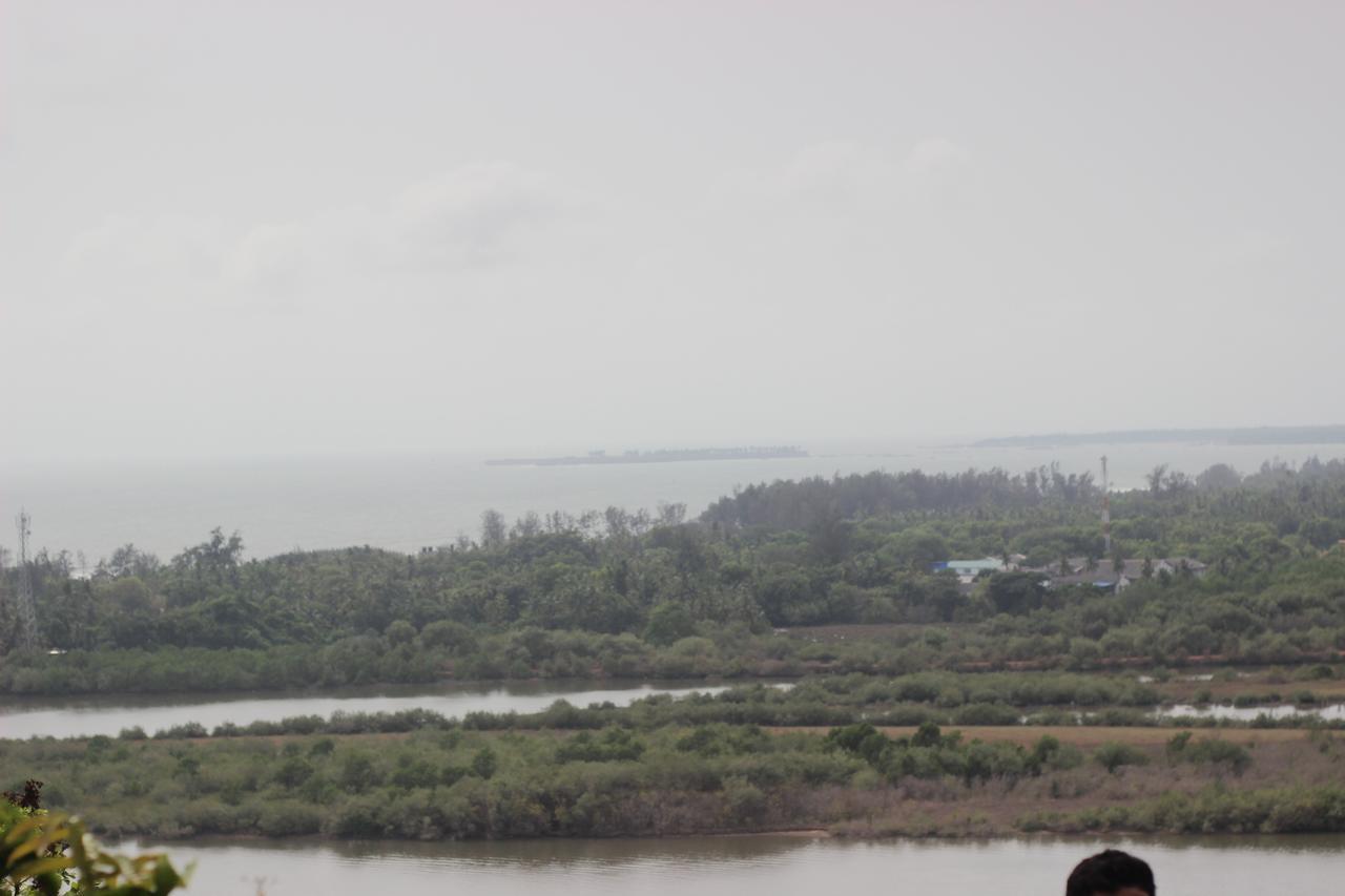 Matoshri Beach Resort Malvan Bagian luar foto